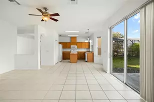 12810 Moss Park Ridge Dr, Orlando, FL 32832 - Photo 17