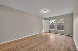 557 Hunter Cir, Kissimmee, FL 34758 - Photo 19