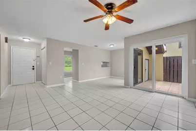 557 Hunter Circle, Kissimmee, FL 34758 - Photo 7