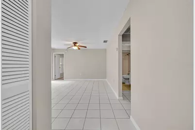 557 Hunter Circle, Kissimmee, FL 34758 - Photo 5