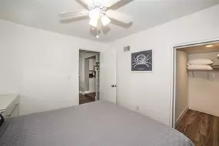 2472 Whitman St, Clearwater, FL 33765 - Photo 9