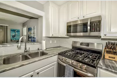 2472 Whitman Street, Clearwater, FL 33765 - Photo 5