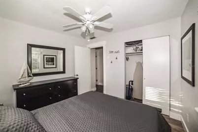 2472 Whitman Street, Clearwater, FL 33765 - Photo 11