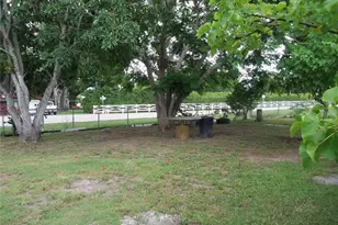 1021 Golfside Ct, Kissimmee, FL 34741 - Photo 31