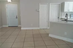 1021 Golfside Ct, Kissimmee, FL 34741 - Photo 9