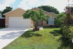 1021 Golfside Ct, Kissimmee, FL 34741 - Photo 1