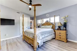 740 Naples Dr, Orlando, FL 32804 - Photo 11
