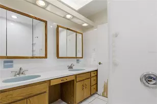 5627 Oakland Dr, Tampa, FL 33617 - Photo 31