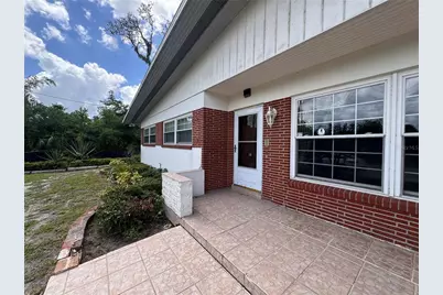 5627 Oakland Drive, Tampa, FL 33617 - Photo 9