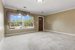 5627 Oakland Dr, Tampa, FL 33617 - Photo 7