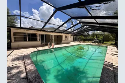 5627 Oakland Drive, Tampa, FL 33617 - Photo 65