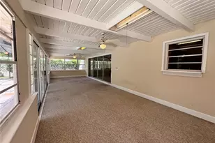 5627 Oakland Dr, Tampa, FL 33617 - Photo 59