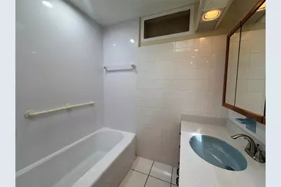 5627 Oakland Drive, Tampa, FL 33617 - Photo 45