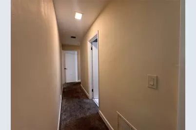 5627 Oakland Drive, Tampa, FL 33617 - Photo 31