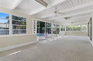 5627 Oakland Dr, Tampa, FL 33617 - Photo 41