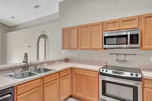 2081 Newtown Rd, Groveland, FL 34736 - Photo 9