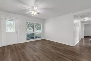 203 E Lakeview Ave, Eustis, FL 32726 - Photo 3