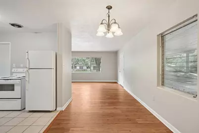 518 NW 36th Terrace, Gainesville, FL 32607 - Photo 7