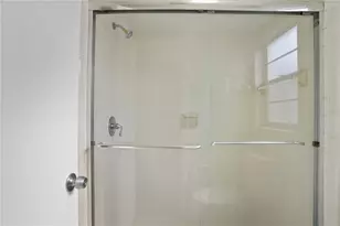 10519 Wyndcliff Dr, Orlando, FL 32817 - Photo 19