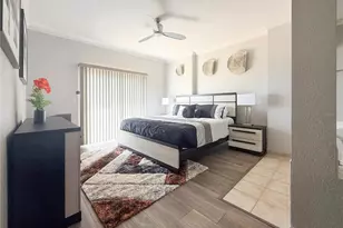 8101 Resort Village Dr, Orlando, FL 32821 - Photo 13