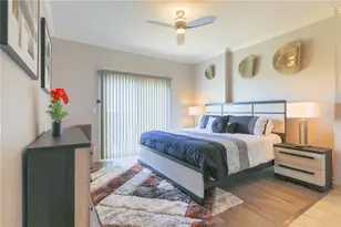 8101 Resort Village Dr, Orlando, FL 32821 - Photo 35