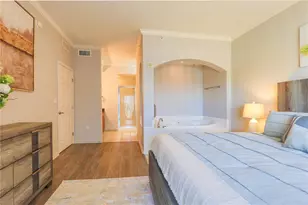 8101 Resort Village Dr, Orlando, FL 32821 - Photo 27