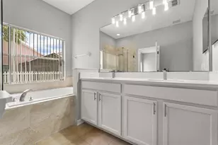 13658 Hidden Forest Cir, Orlando, FL 32828 - Photo 15