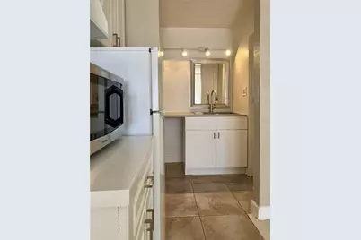 7900 S Orange Blossom Trail #1010, Orlando, FL 32809 - Photo 5