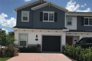 2895 Narcoossee Cmns Wy, Saint Cloud, FL 34771 - Photo 1