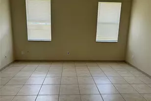 2149 Mallard Creek Cir, Kissimmee, FL 34743 - Photo 9