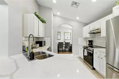 255 Cordova Avenue, Davenport, FL 33897 - Photo 11