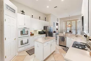 538 Majestic Oak Dr, Apopka, FL 32712 - Photo 7