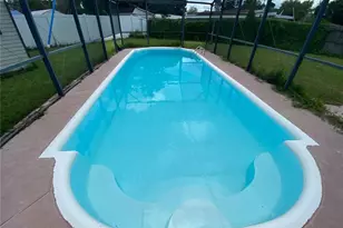 107 Dellwood Dr, Kissimmee, FL 34744 - Photo 9