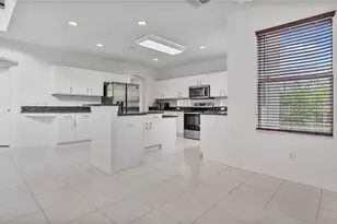 7716 Nottinghill Sky Dr, Apollo Beach, FL 33572 - Photo 17