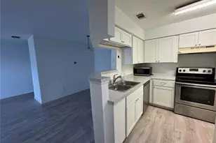 199 Afton Square, Altamonte Springs, FL 32714 - Photo 15