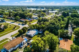 1649 Weybridge St, Deltona, FL 32725 - Photo 29