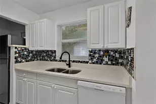 1649 Weybridge St, Deltona, FL 32725 - Photo 11