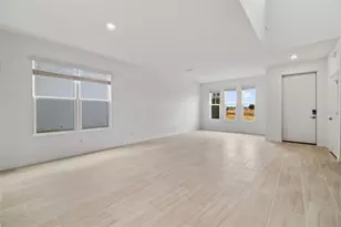 490 Winsome Aly, Groveland, FL 34736 - Photo 5