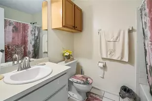 1073 Woodman Way, Orlando, FL 32818 - Photo 13