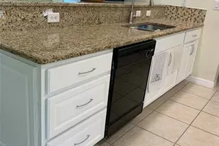 1409 Yorkshire St, Port Charlotte, FL 33952 - Photo 5