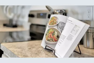 906 Silver Palm Drive, Haines City, FL 33844 - Photo 5