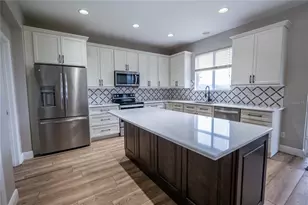 852 N Jacks Lake Rd, Clermont, FL 34711 - Photo 9