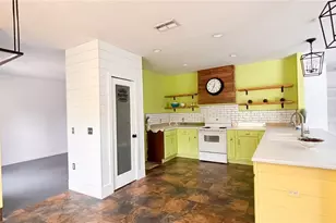 548 Big Sioux Ct, Kissimmee, FL 34759 - Photo 9