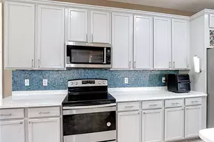 2460 The Oaks Blvd, Kissimmee, FL 34746 - Photo 19