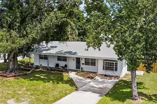 904 15th St NE, Winter Haven, FL 33881 - Photo 1