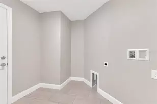 2036 Hillview Cir, Deltona, FL 32738 - Photo 17