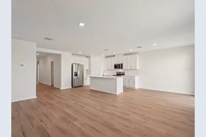 7715 Gilchrist Springs Drive, Parrish, FL 34219 - Photo 7