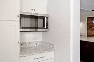 1228 Spring Lake Dr, Orlando, FL 32804 - Photo 11