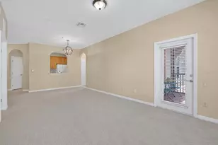 1353 Venezia Ct, Davenport, FL 33896 - Photo 7