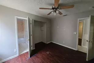 3112 Gordon Ct, Tampa, FL 33619 - Photo 7